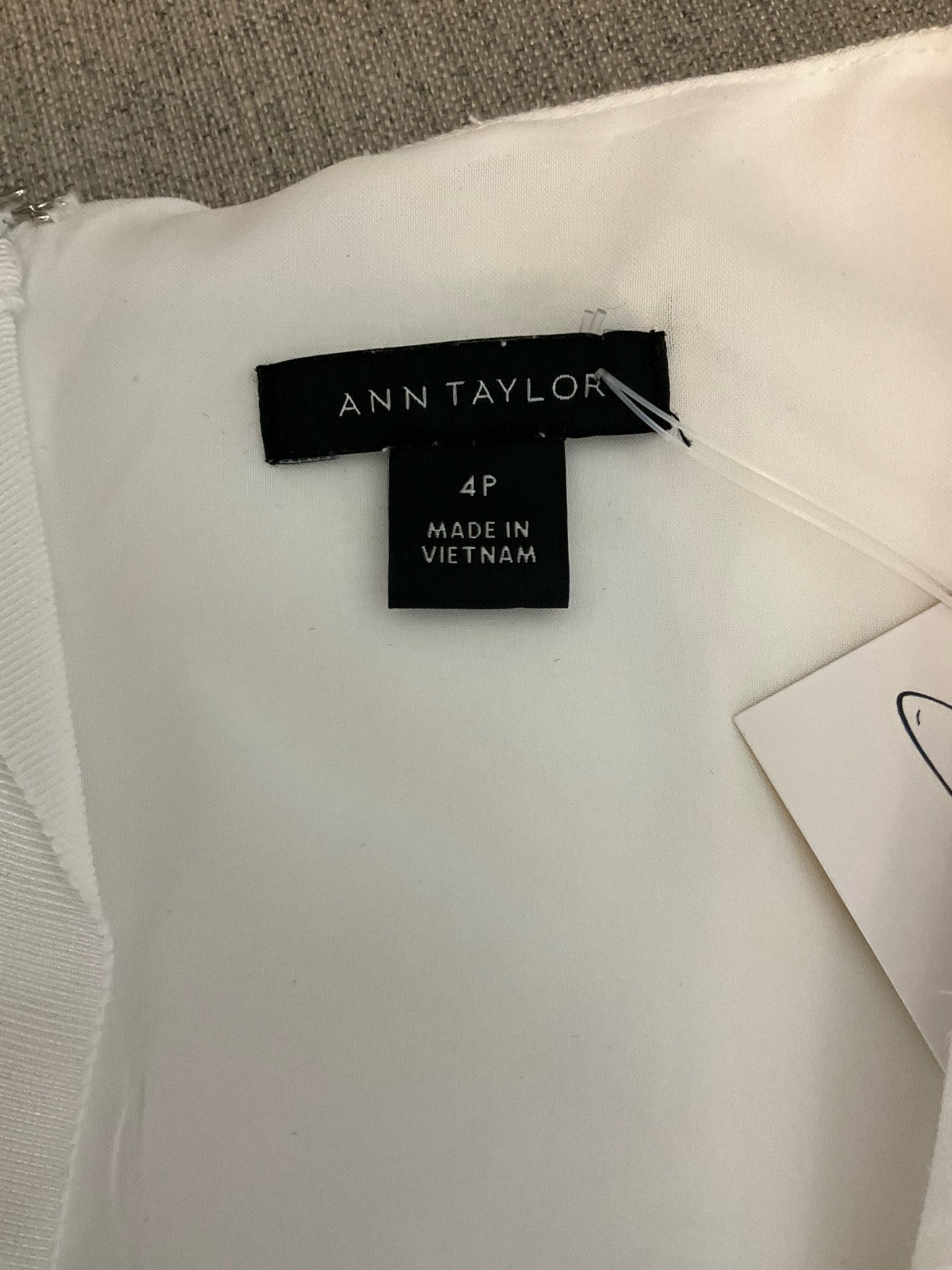 Ann Taylor White Linen Blend Sheath Dress Petite Size 4P