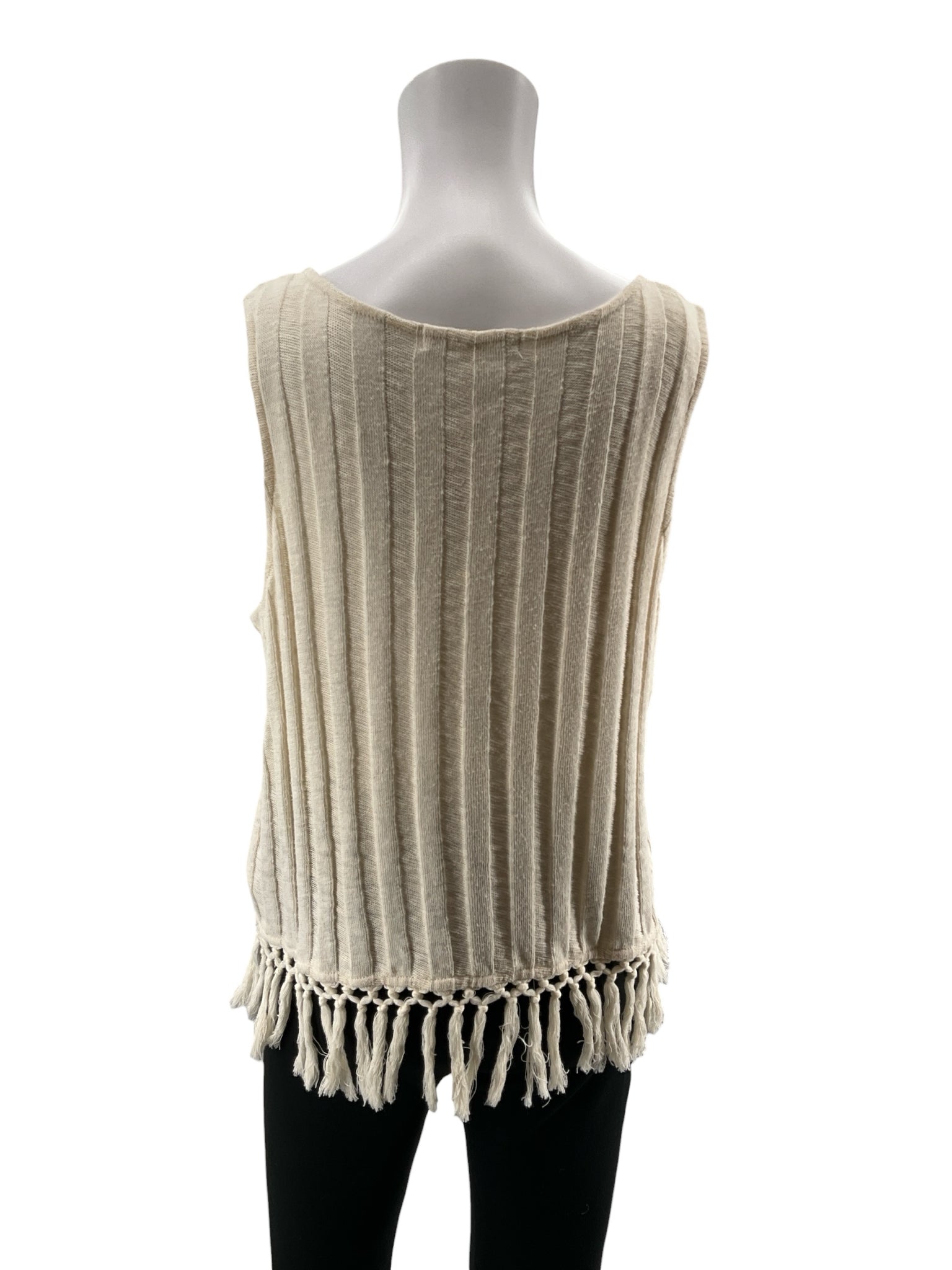 Eri + ali Cream Sleeveless Eri + ali Cream Macrame Fringe Boho Knit Tank Top Size Medium - Size M