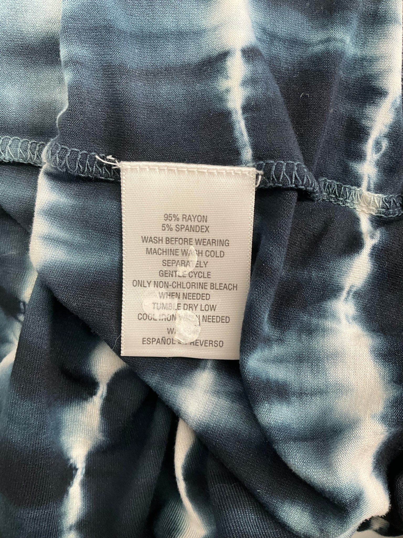 Style & Co Navy/White Tye Dye Pre-Owned Ladies Casual Top - Size 2X - Margaret’s Fine Consignment