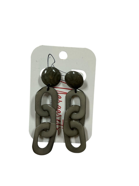 Moss & Twig Taupe & Gray Marbled Resin Link Drop Earrings