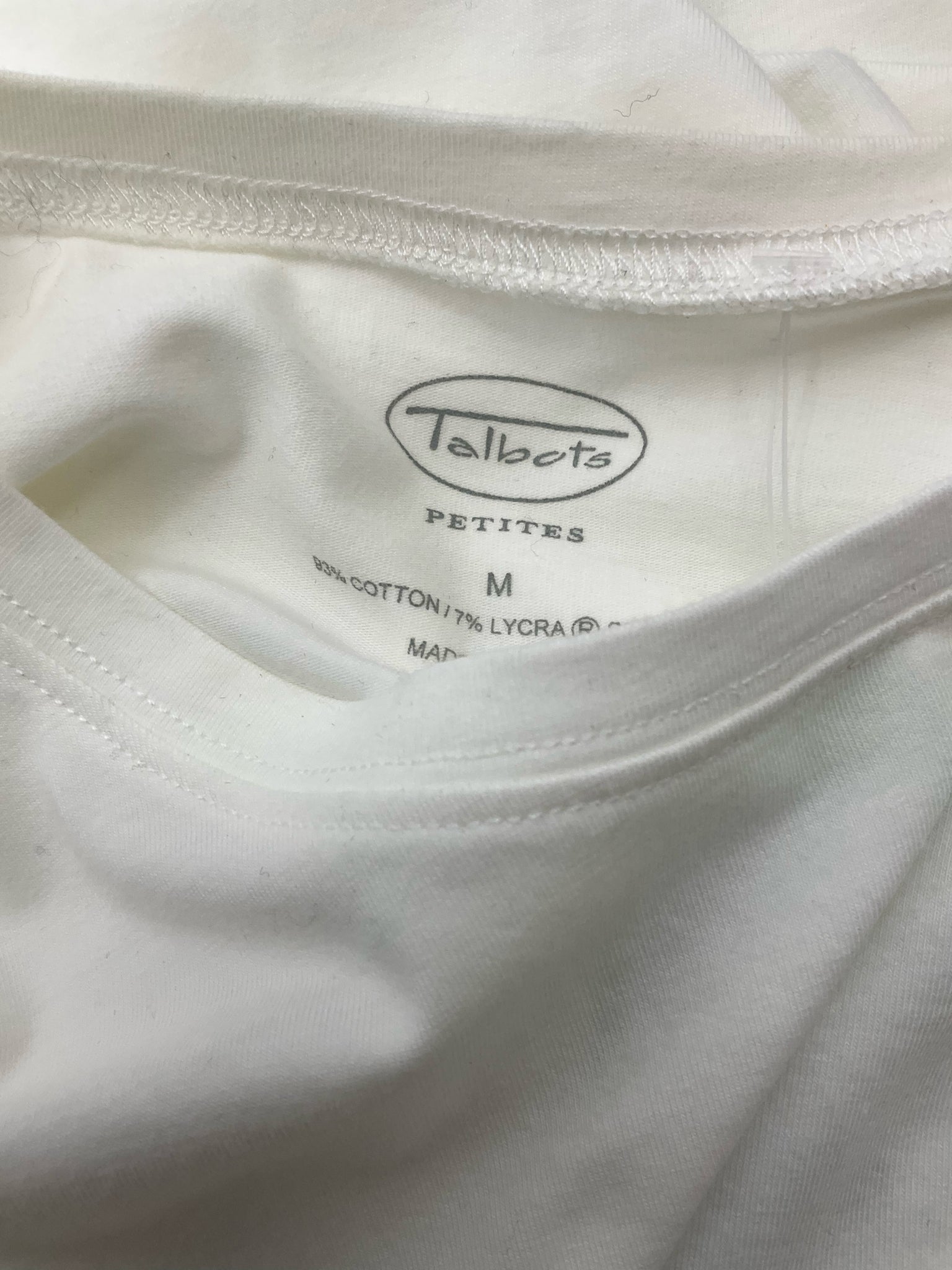 Talbots White Pre-Owned Ladies Top - Size Medium Petite