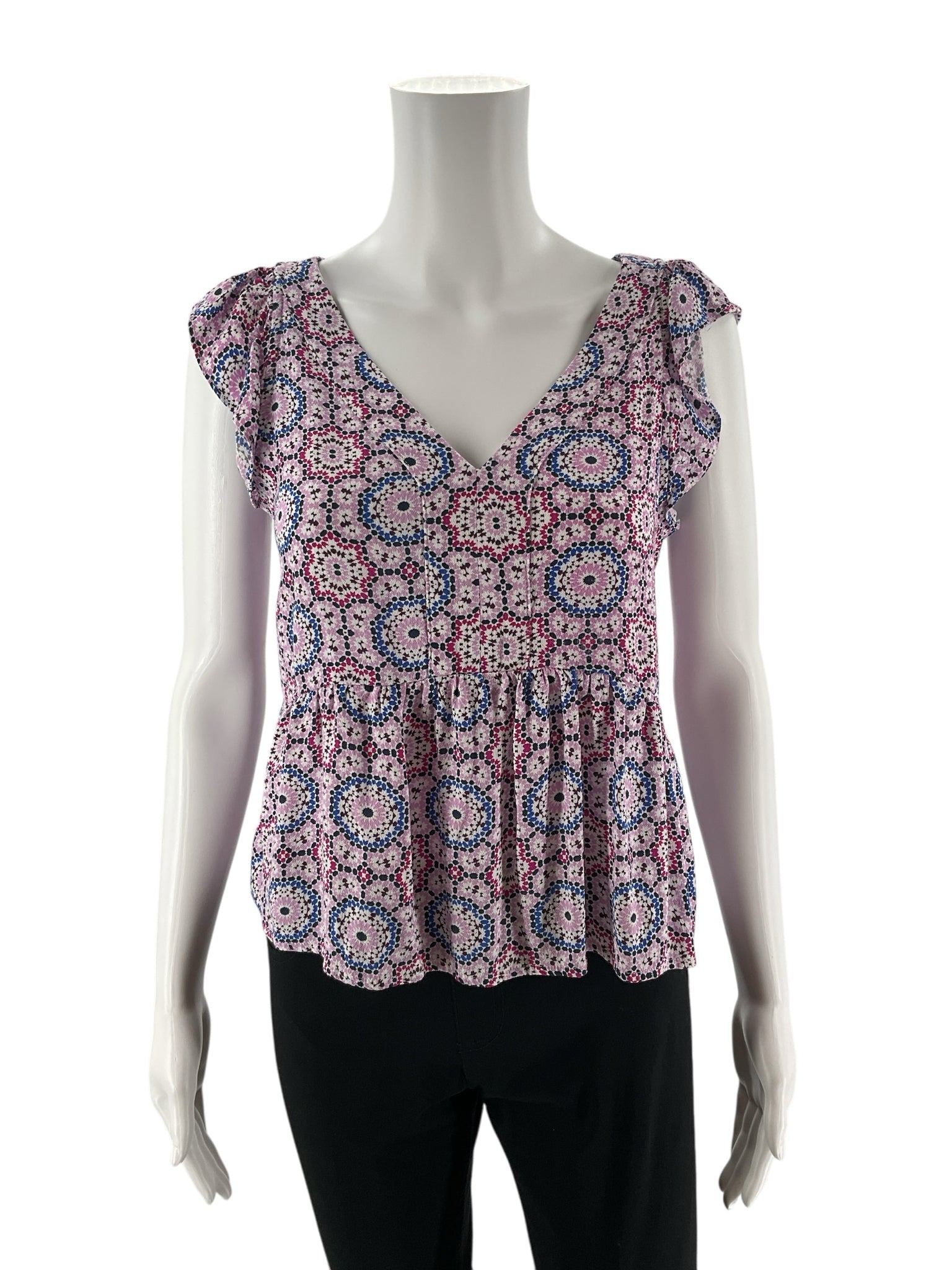 Pre-owned Loft lilac multi print ladies top, size small petite, featuring peplum design, flutter sleeves, and V-neck.