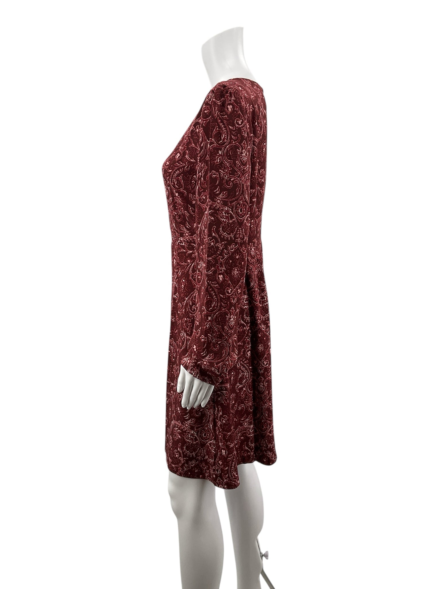 Loft Maroon Paisley Pre-Owned Ladies Dress - Size 6