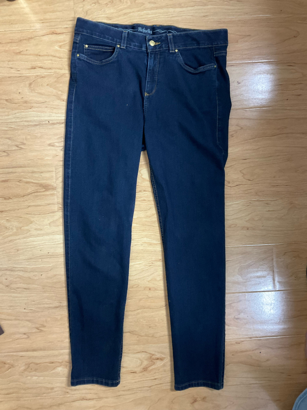 Rafaella Classic Straight Leg Jeans Women&