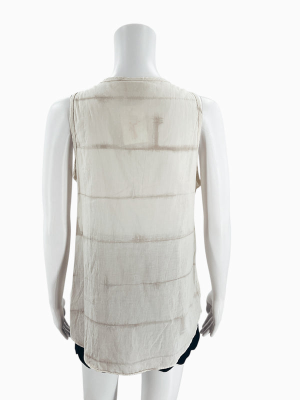 The North Face Cream Solid Pre-Owned Ladies Top - Size Medium - Margaret’s Fine Consignment