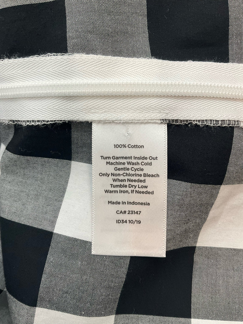 Talbots Black/White Checkered Pre-Owned Ladies Top - Size Small