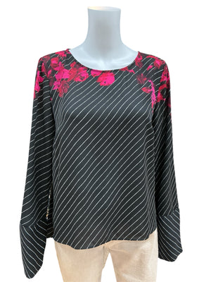 Apt.9 Black/Pink, Floral Top Size Medium