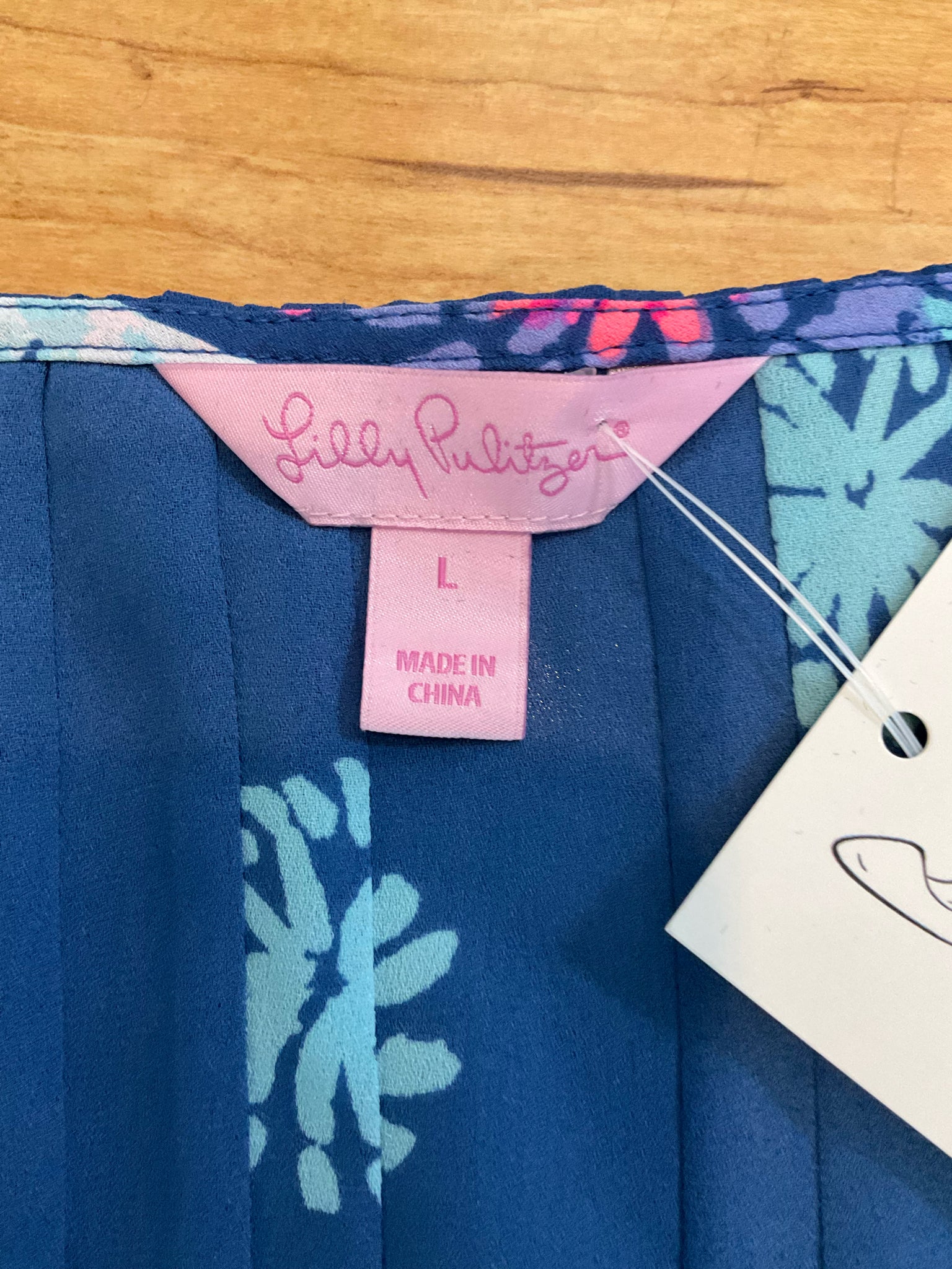 Lilly Pulitzer Elsa Top Catch and Release Print Navy Blue Size L - Downstairs