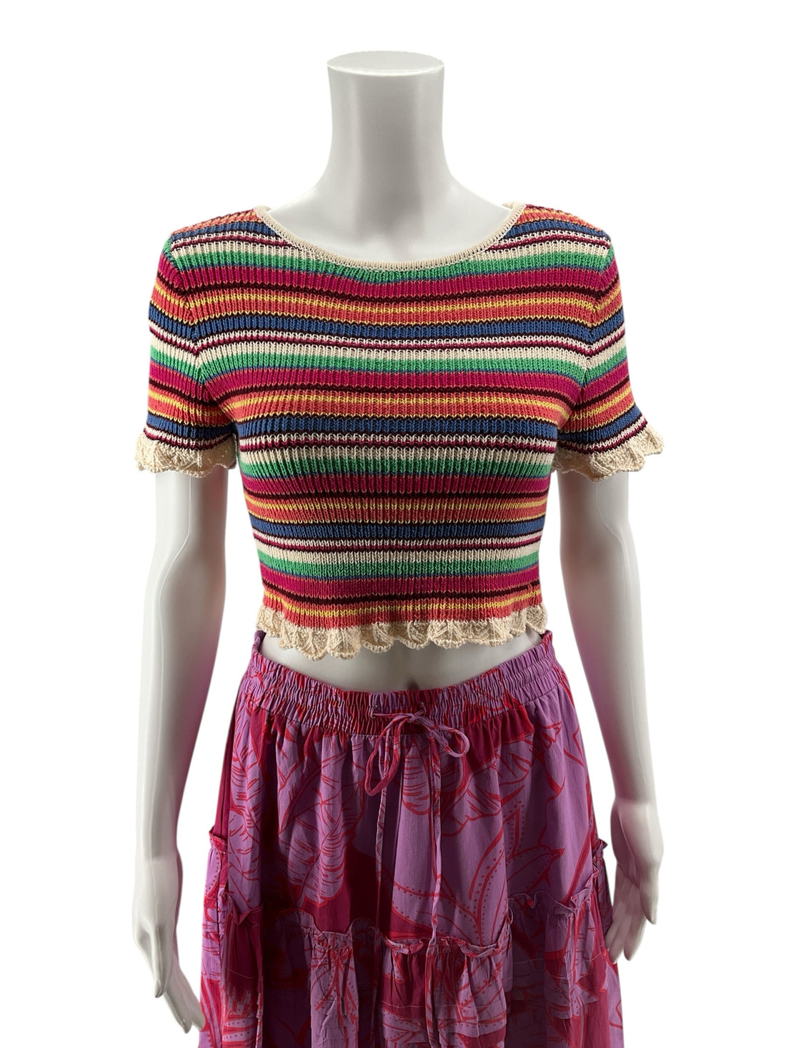 Romeo &amp; Juliet Couture Rainbow Striped Knit Crop Top Scallop Trim Size Medium
