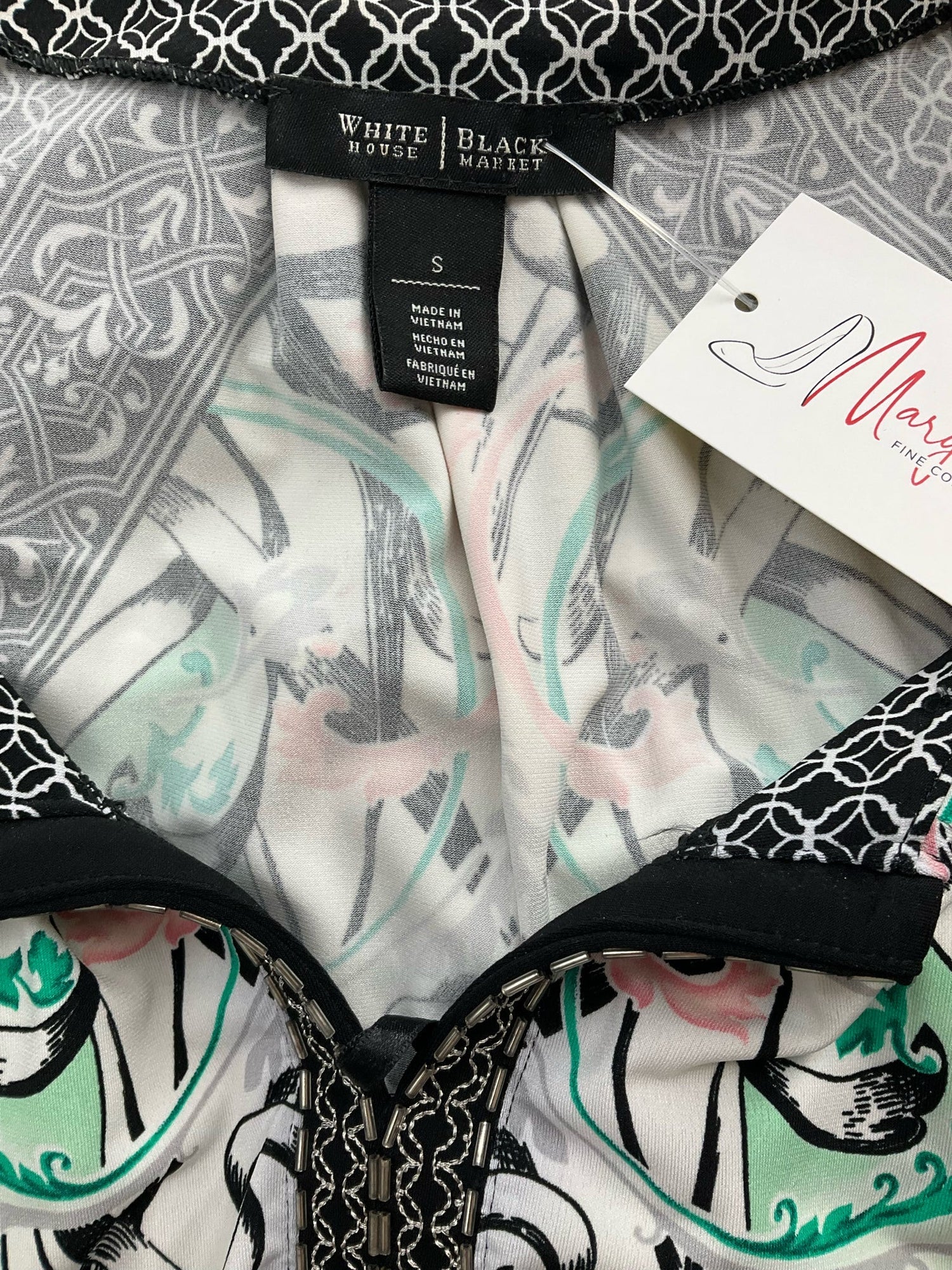 White House Black Market White/Black/Mint Print Pre-Owned Ladies Top - Size Small - Margaret’s Fine Consignment