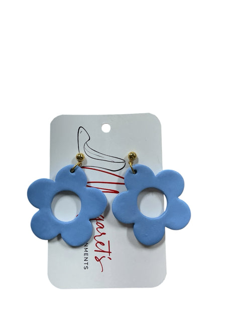 Handmade Blue Flower Dangle Earrings Polymer Clay Gold Tone