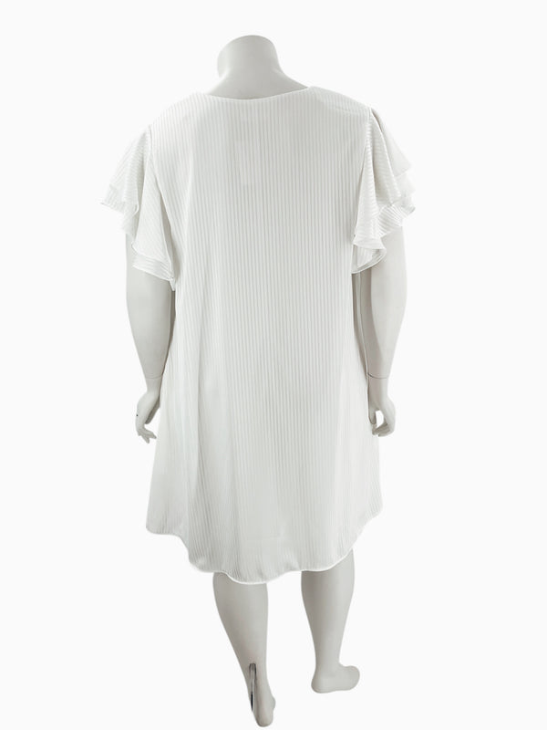 Chicsoul White Pre-Owned Ladies Dress - Size 3X - Margaret’s Fine Consignment