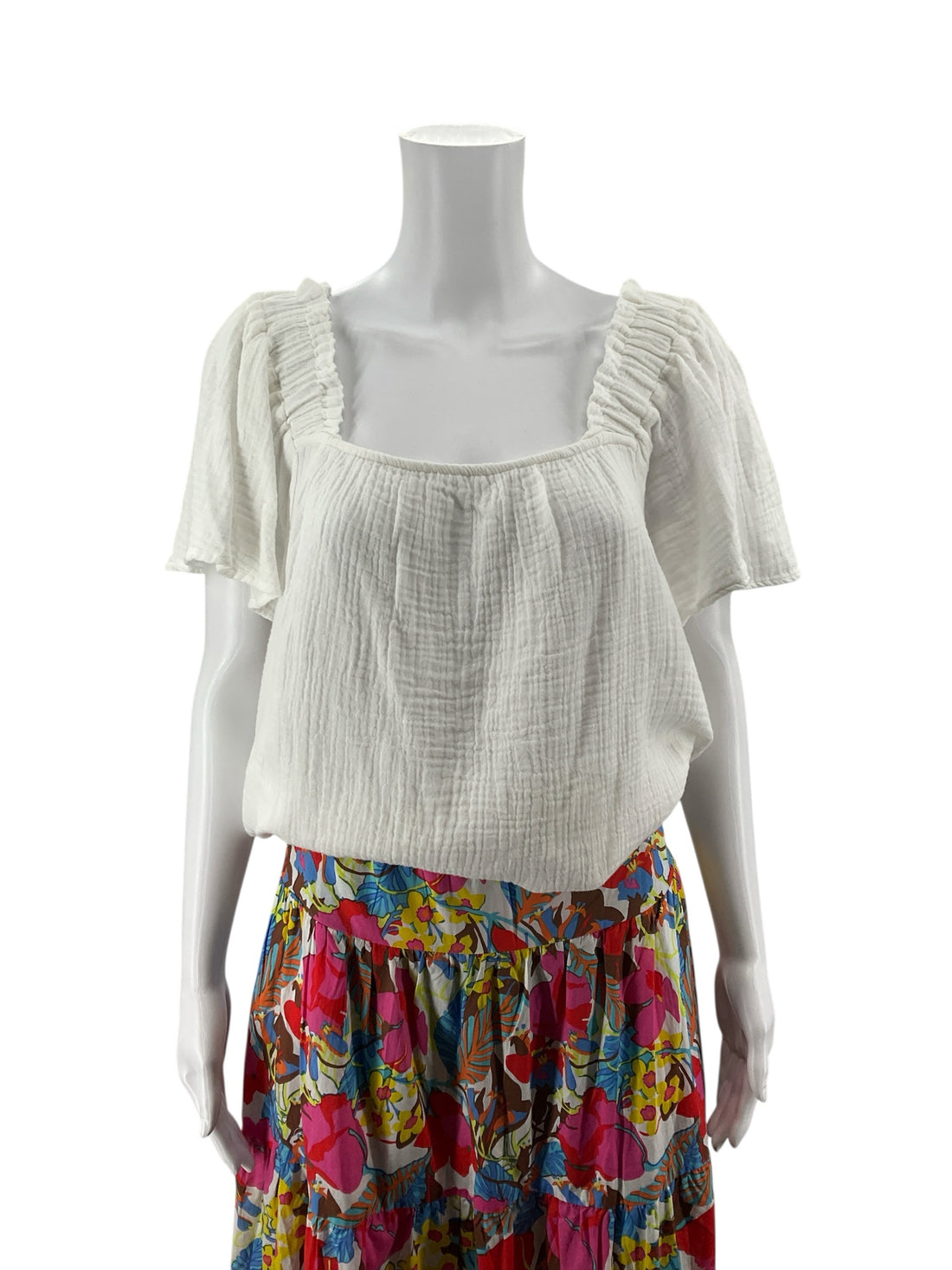BeachLunchLounge White Crinkle Gauze Flutter Sleeve Boho Top | Size Small