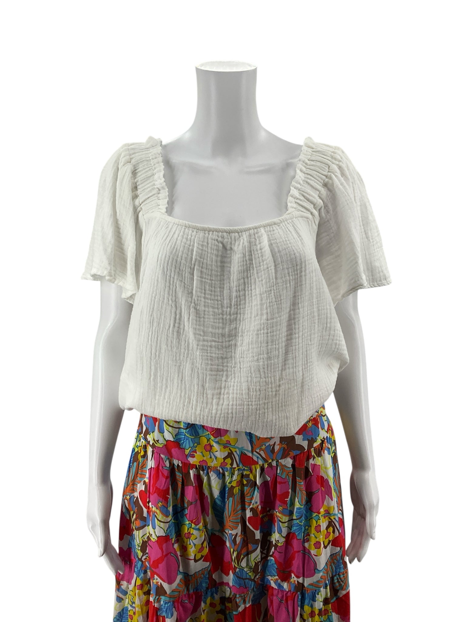 BeachLunchLounge White Crinkle Gauze Flutter Sleeve Boho Top | Size Small