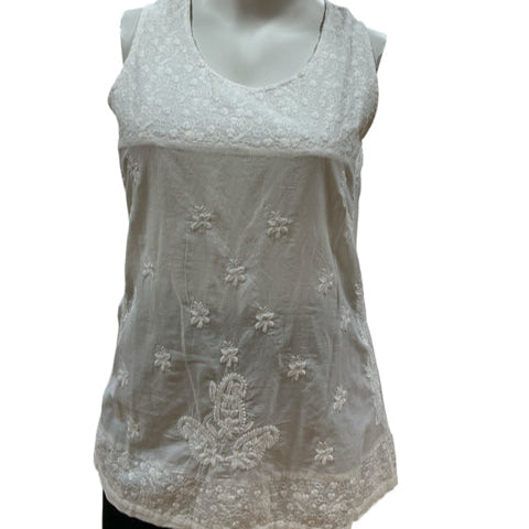 Parsley & Sage White Floral Embroidered Pre-Owned Ladies Top - Size XL - Margaret’s Fine Consignment