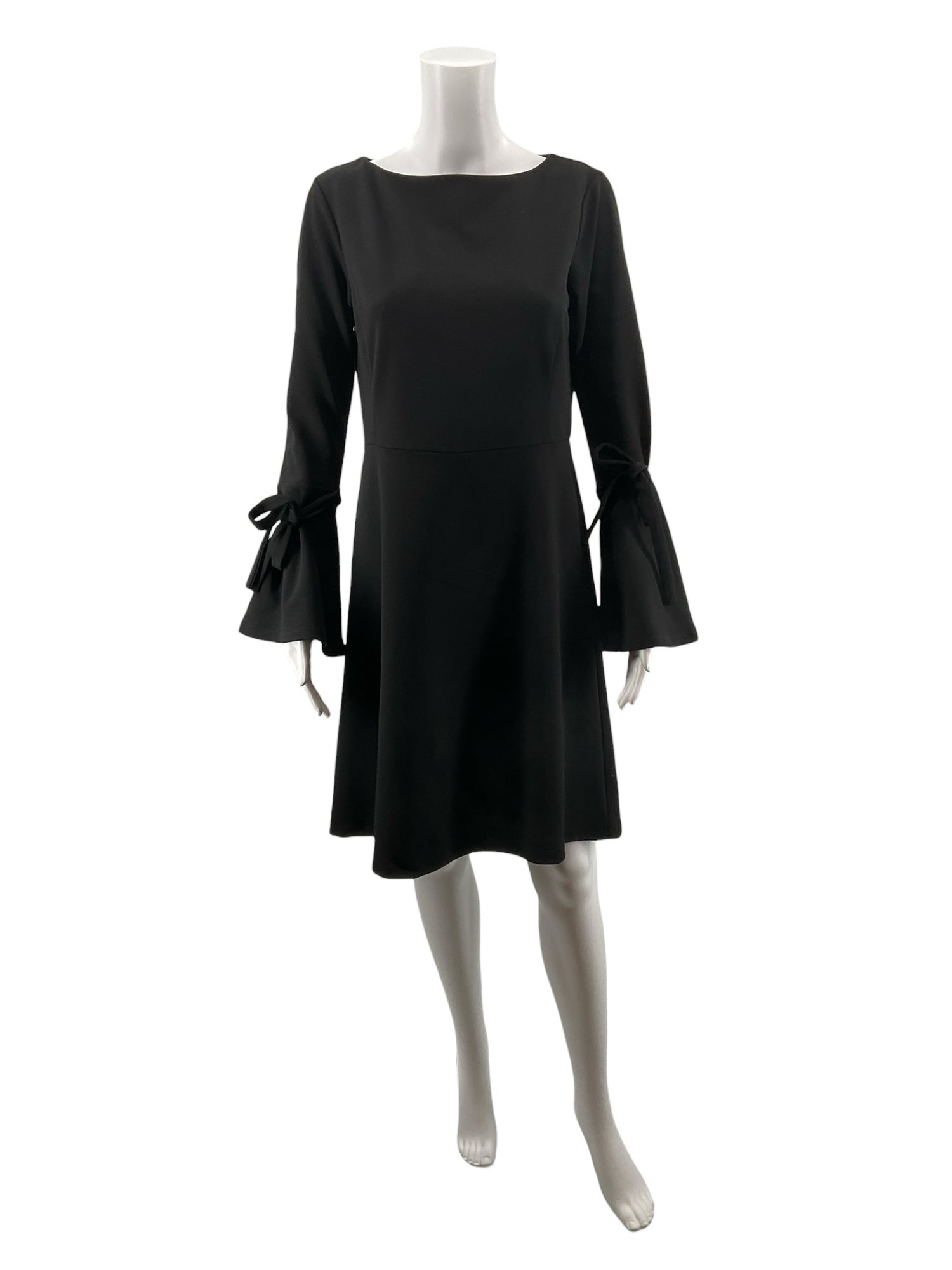 Ann Taylor Black Solid Pre-Owned Ladies Dress - Size 4
