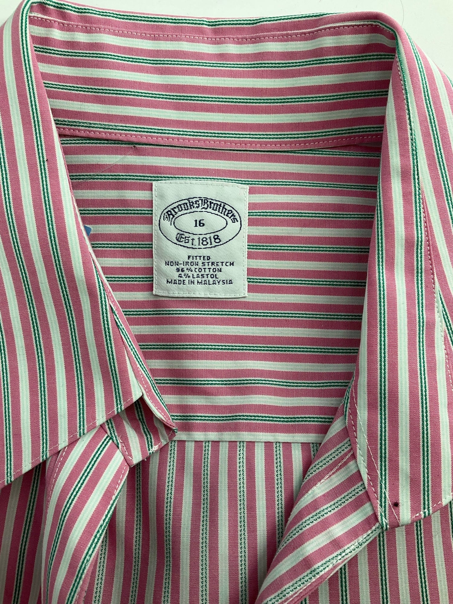 Brooks Bros pre-owned casual top featuring white, pink, and green stripes, size 16, displayed on a neutral background.