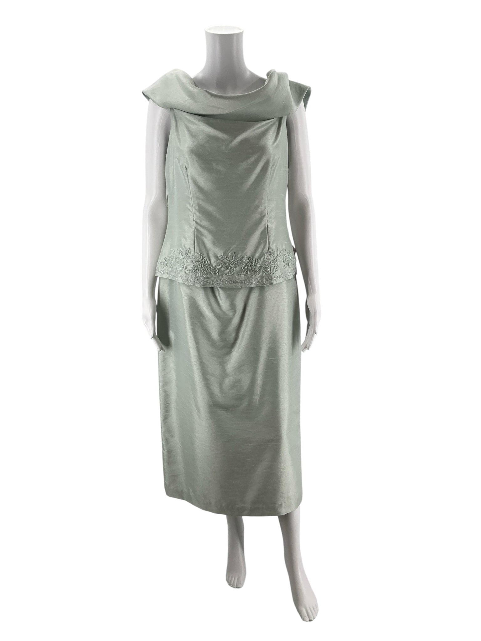 Donna Morgan Light Green Pre-Owned Ladies Dress - Size 12 - Margaret’s Fine Consignment