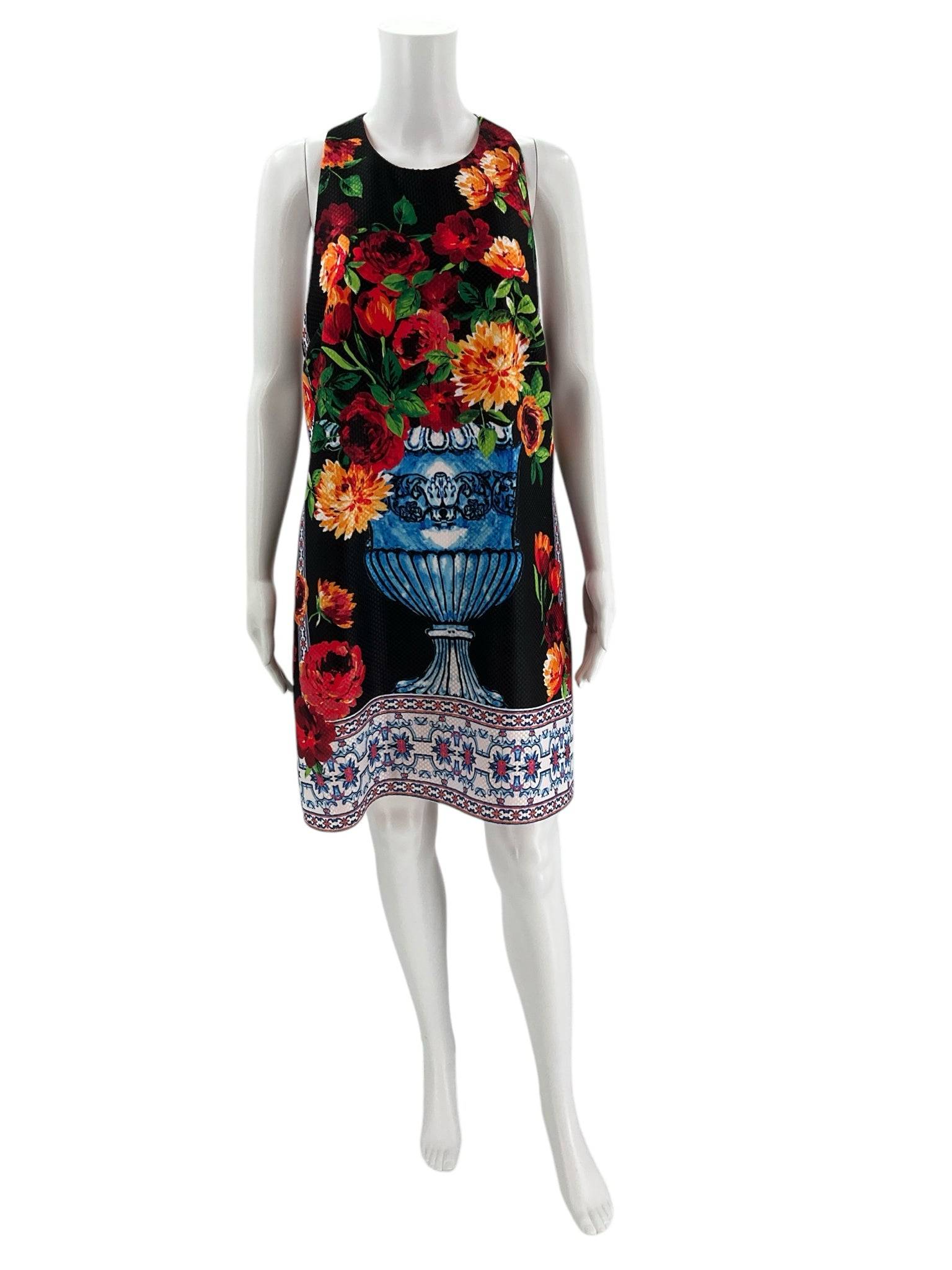 Front view of Nicole Miller Black & Multi Floral Dress – Size 6 on mannequin, featuring bold floral vase design and sleeveless cut, new with tags.