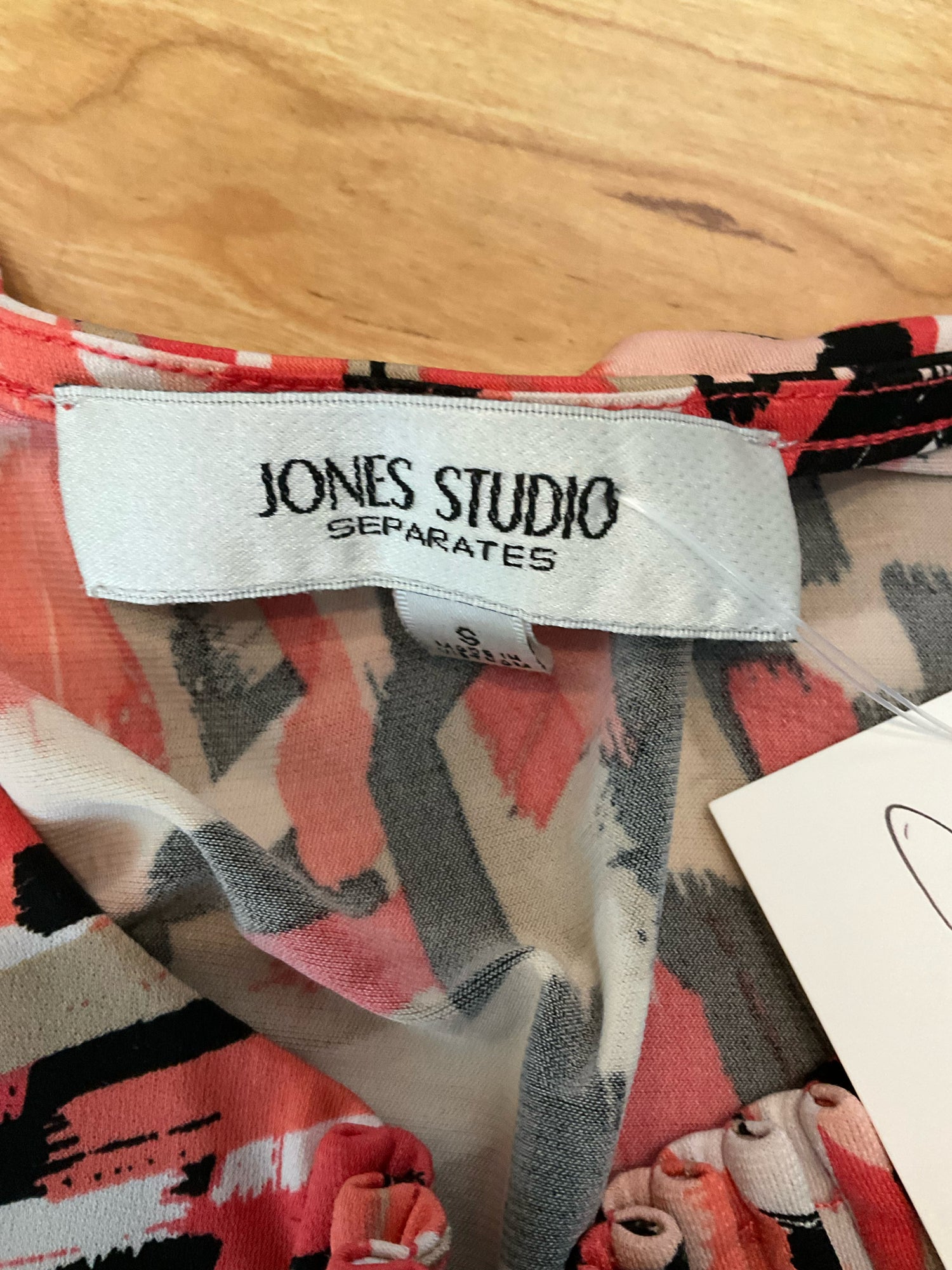 Jones Studio Abstract Print Sleeveless Top Blouse Coral Black White Size Small