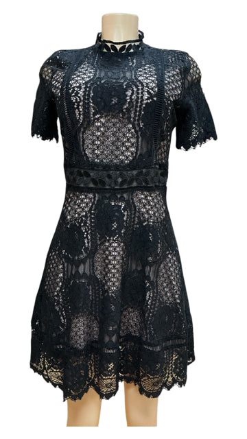 BB Dakota Chevis Black Floral Embroidered Short Sleeve Mini Dress Size 8 - ONLINE ONLY