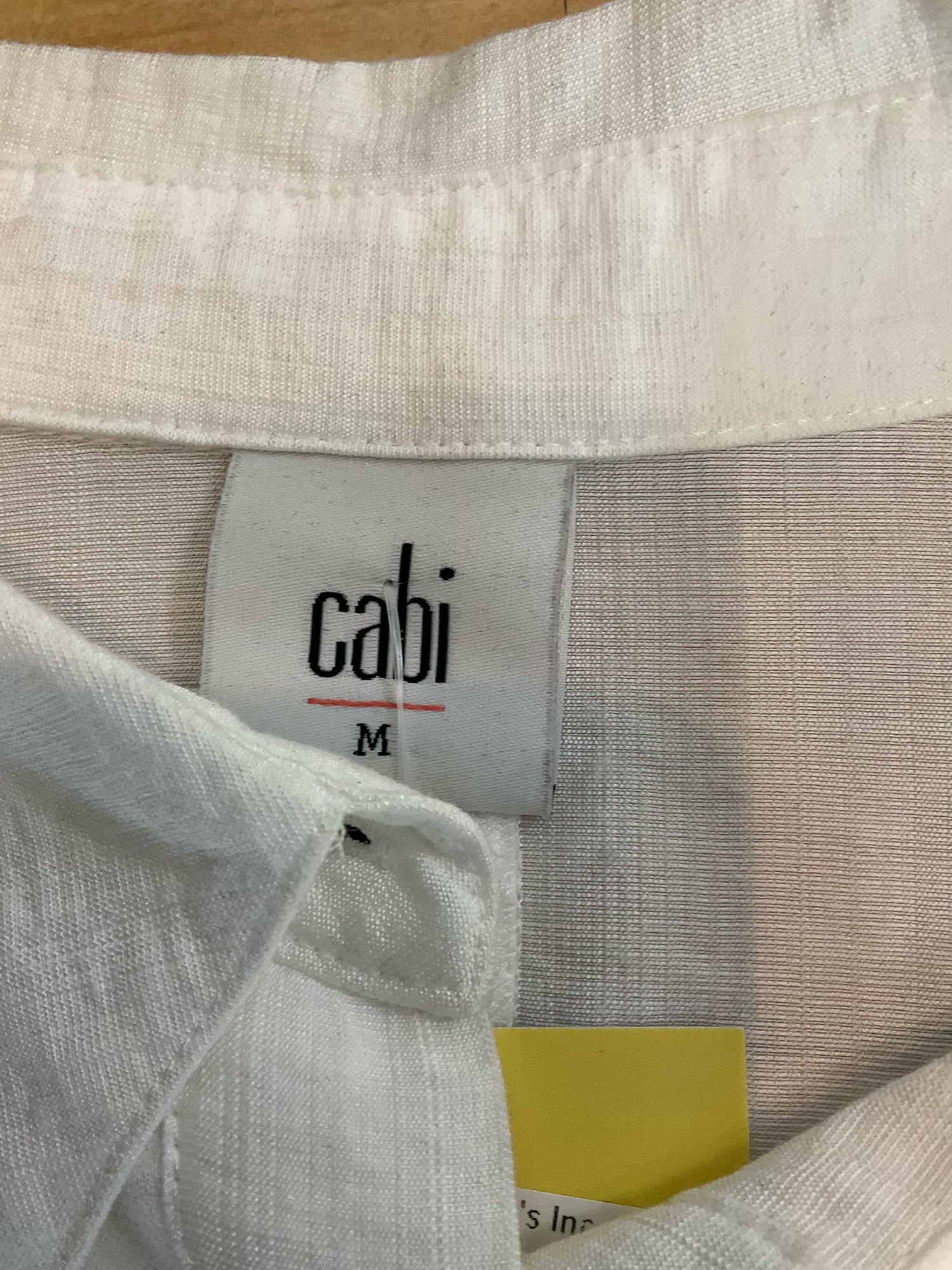 cabi Pintuck Blouse Whisper White Short Sleeve Top Size Medium