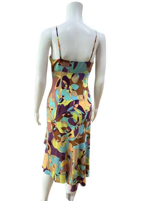 Back view of Express Brown/Multi Print Pre-Owned Ladies Dress - Size 3/4 on mannequin. Showcases spaghetti straps and flowing Y2K floral design.