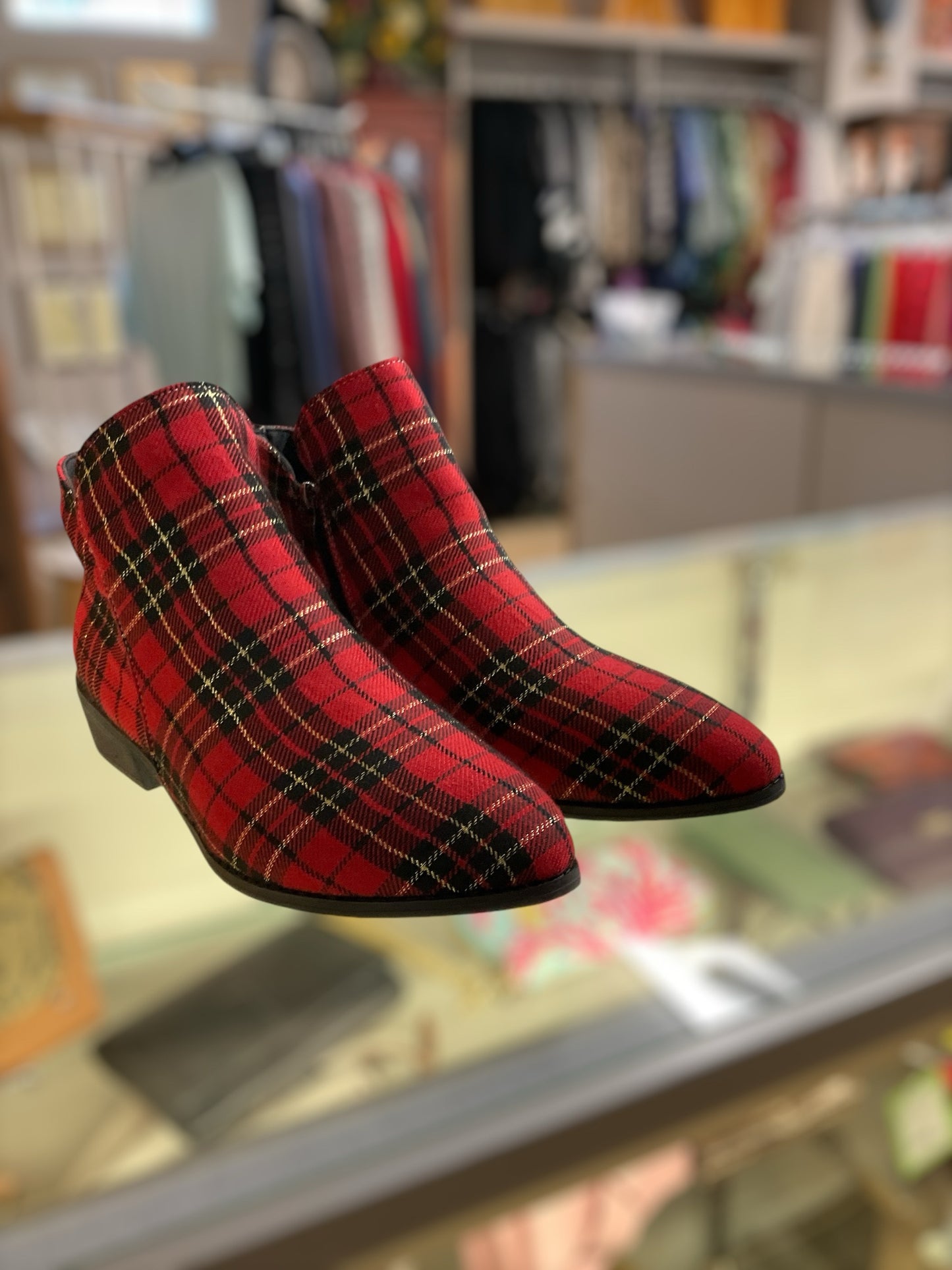 Size 9.5 red/black/gold Plaid booties