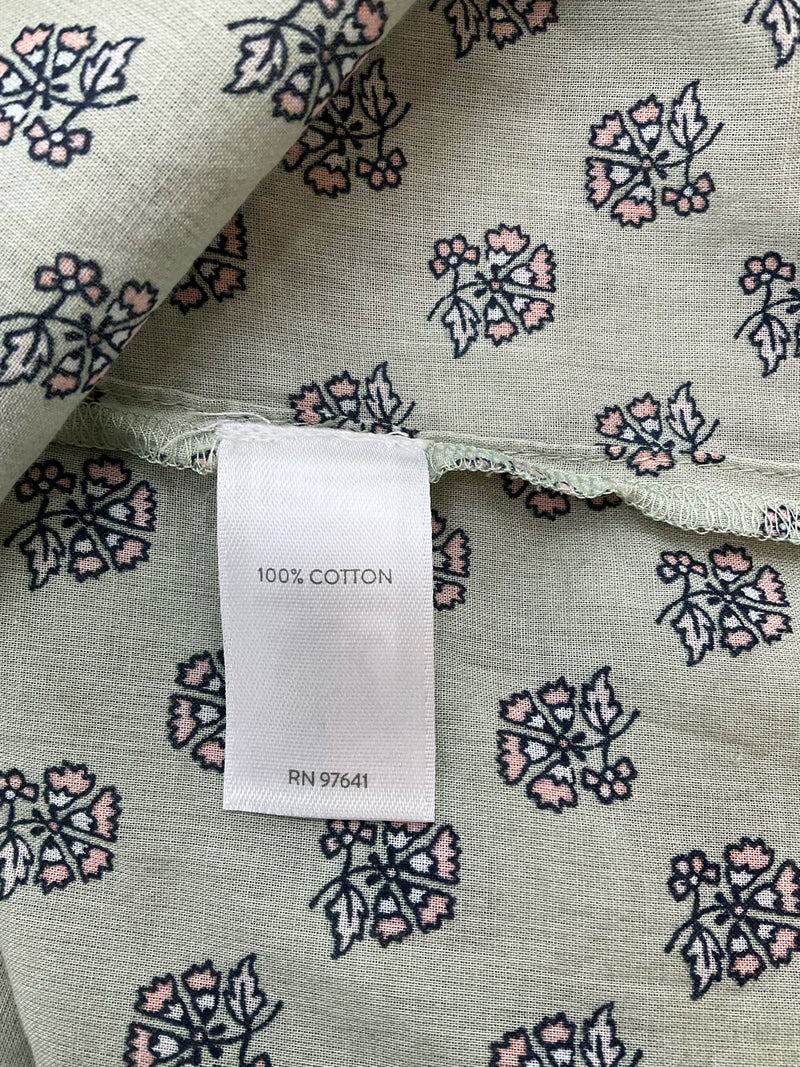 J Jill Green Floral Pre-Owned Ladies Top - Size XS Petite