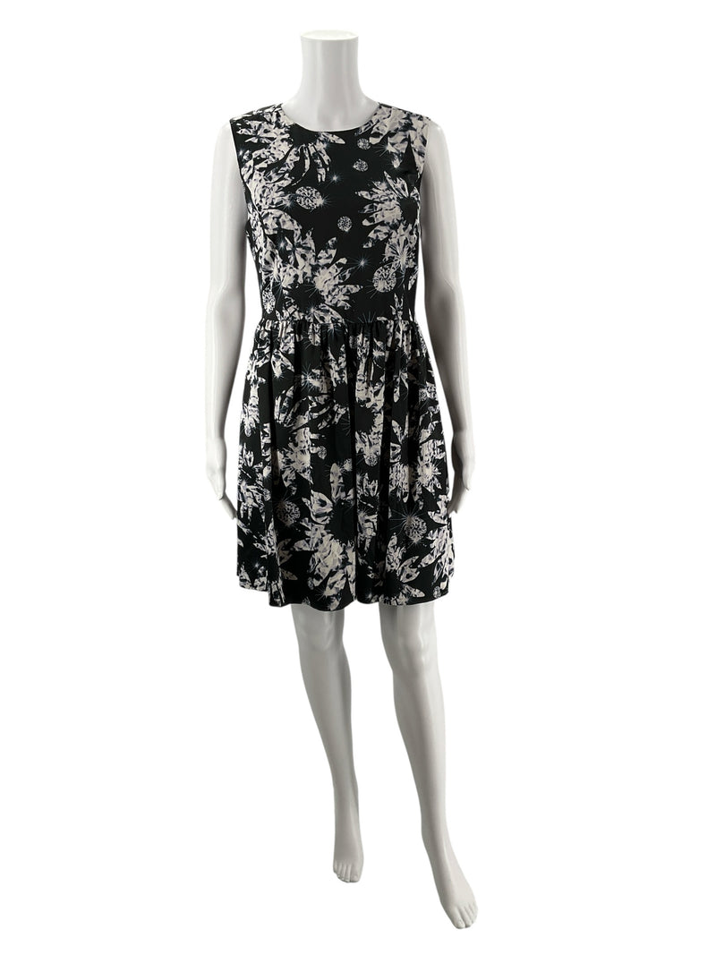 Joe Fresh Black/White Print Pre-Owned Ladies Dress - Size 6