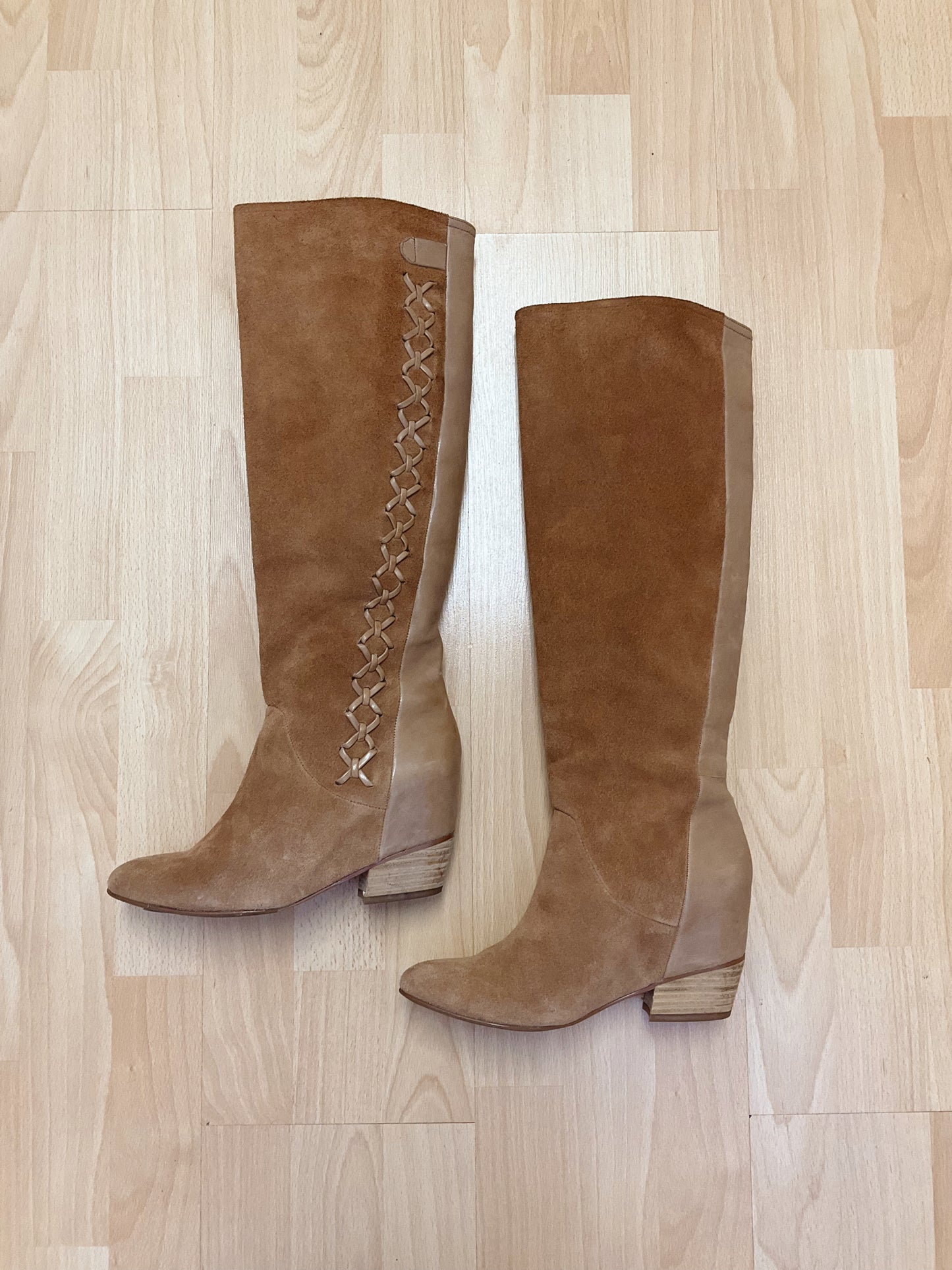 Giani Bini Shoe Size 7.5 Tan suede Boots