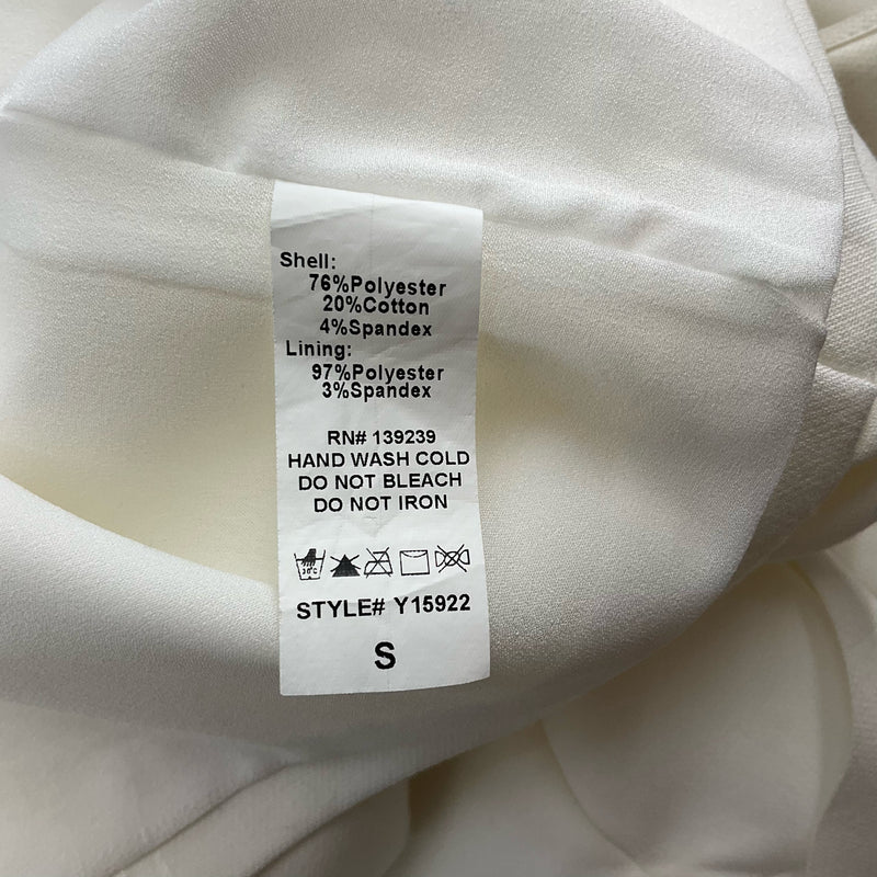 Do & Be White Solid Ladies Pre-Owned Dress - Size Small - Margaret’s Fine Consignment