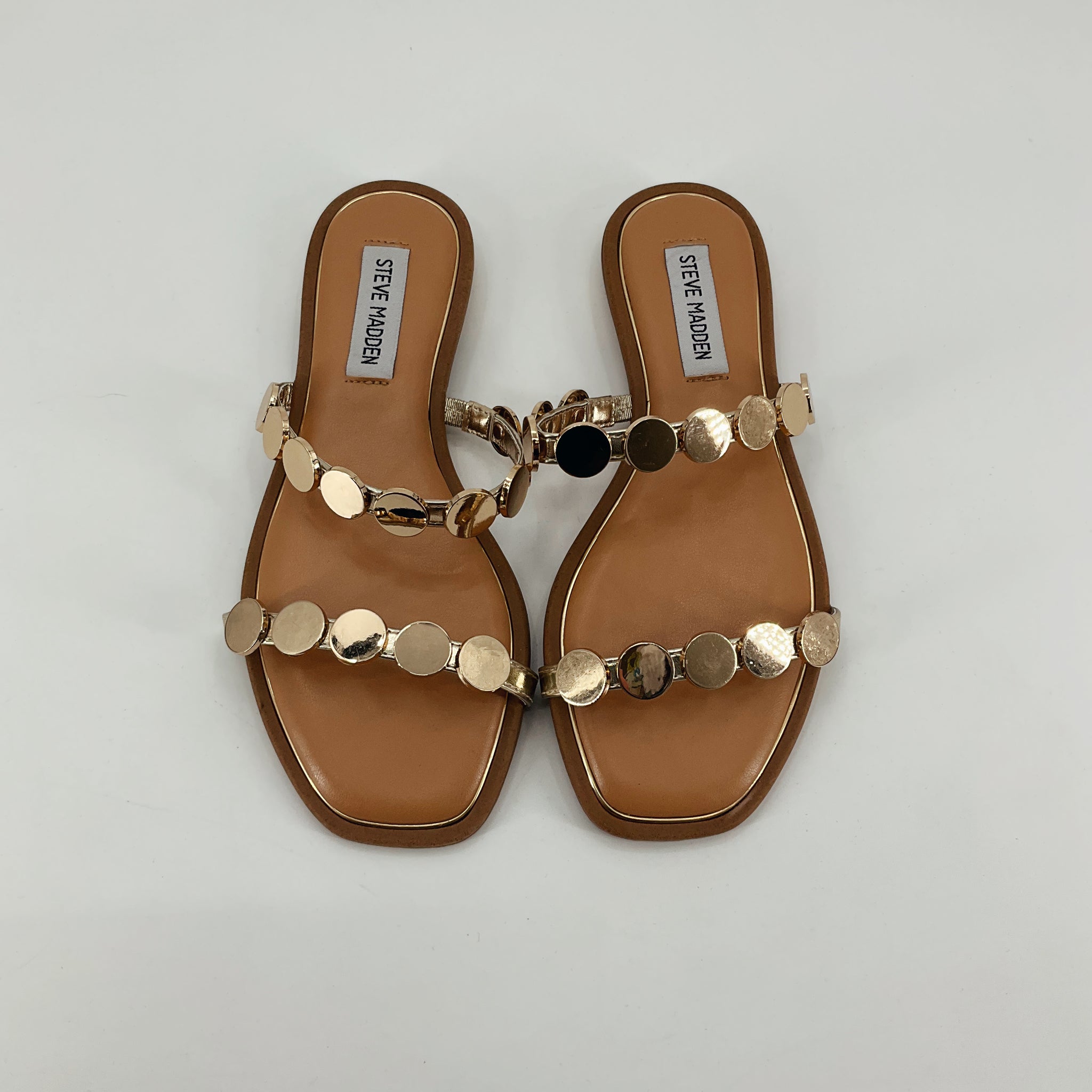 Steve Madden Donddi Gold Medallion Thong Sandals Size 7