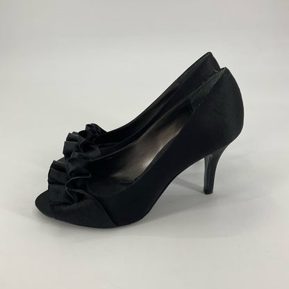 Nina Forbes Black Satin Ruffle Peep Toe Platform Heels Size 8 - ONLINE ONLY