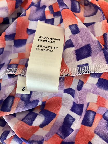Doncaster purple/red/white Short Sleeve Geometric Print Ruched Sleeve Top Size Small Red Purple White Stretch Jersey - Size S