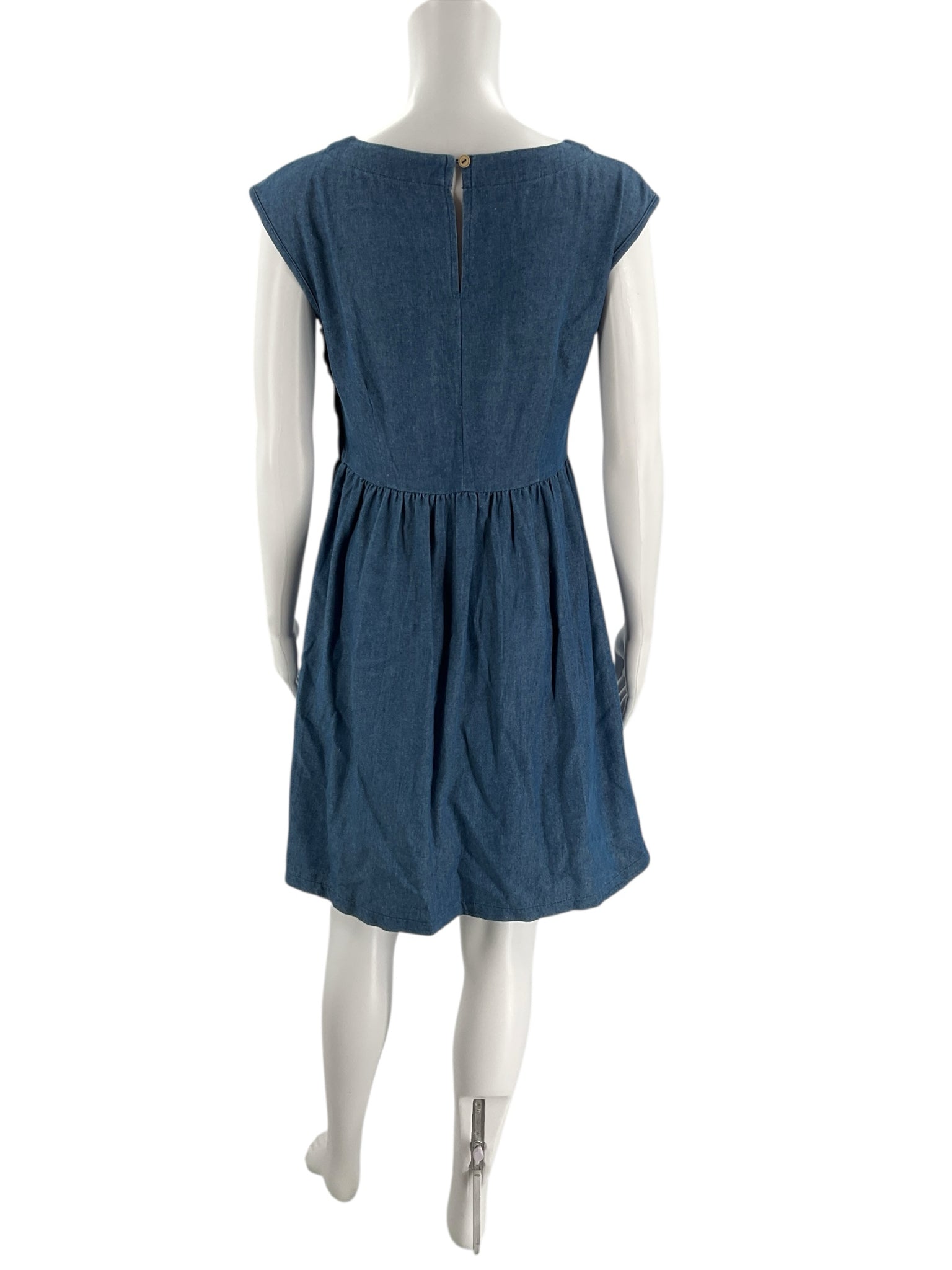 Mod Ref Denim Solid Pre-Owned Ladies Dress - Size Medium - Margaret’s Fine Consignment