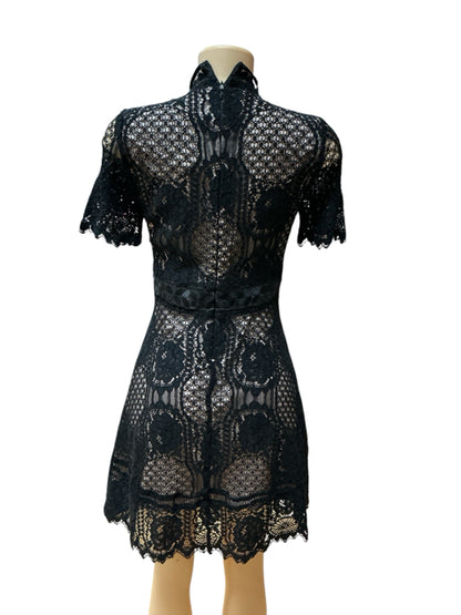 BB Dakota Chevis Black Floral Embroidered Short Sleeve Mini Dress Size 8 - ONLINE ONLY