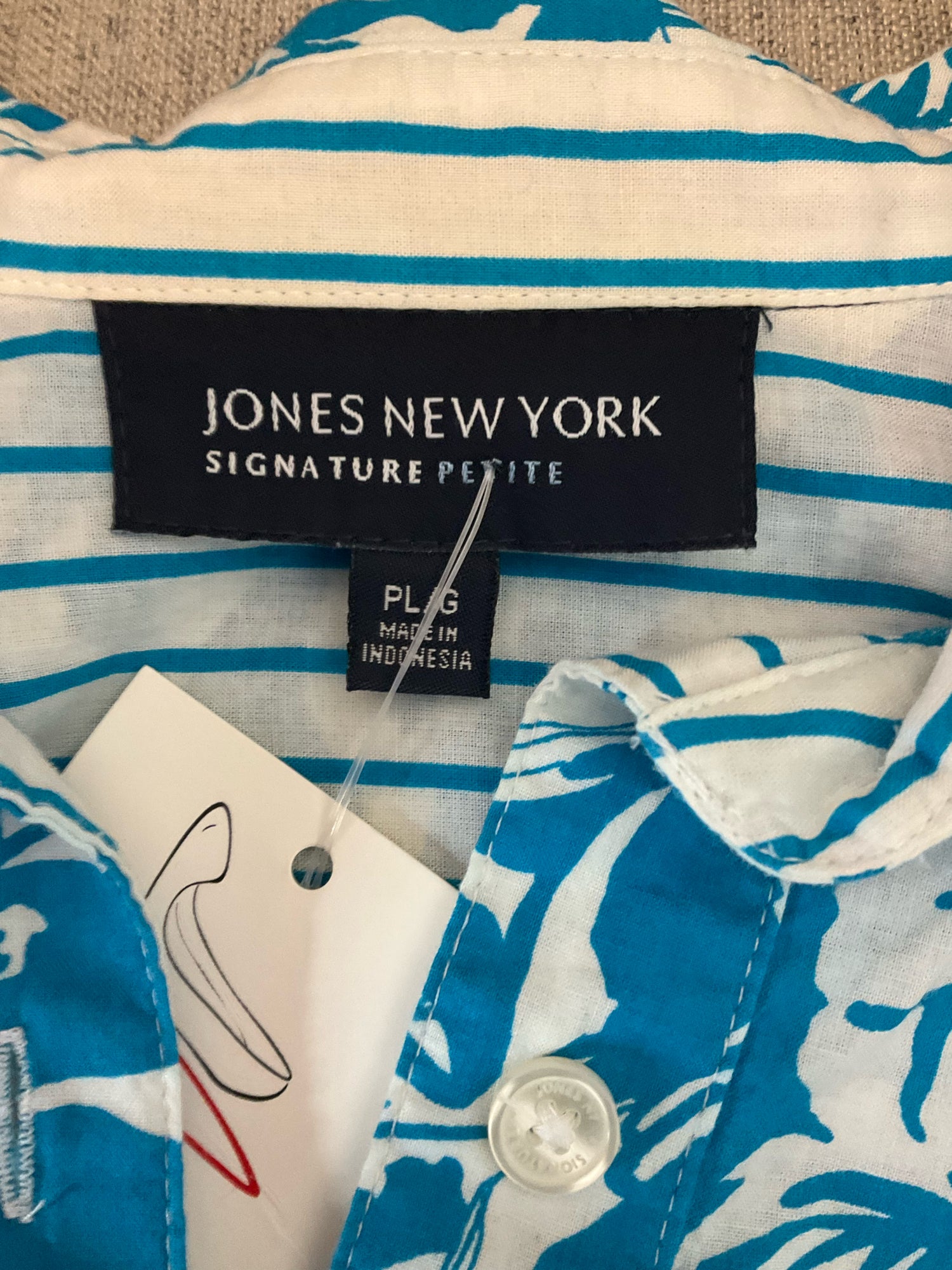 Jones New York Signature Petite Floral Roll-Tab Button Up Blouse Size PL