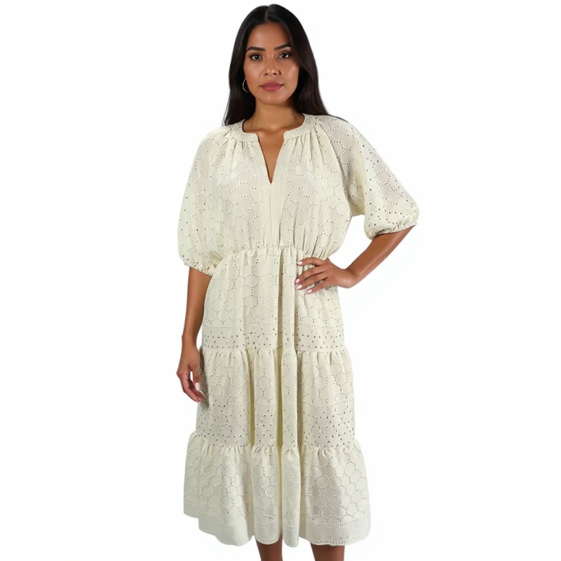 This & That Off White Eyelet Pre-Owned Ladies Dress - Size Large