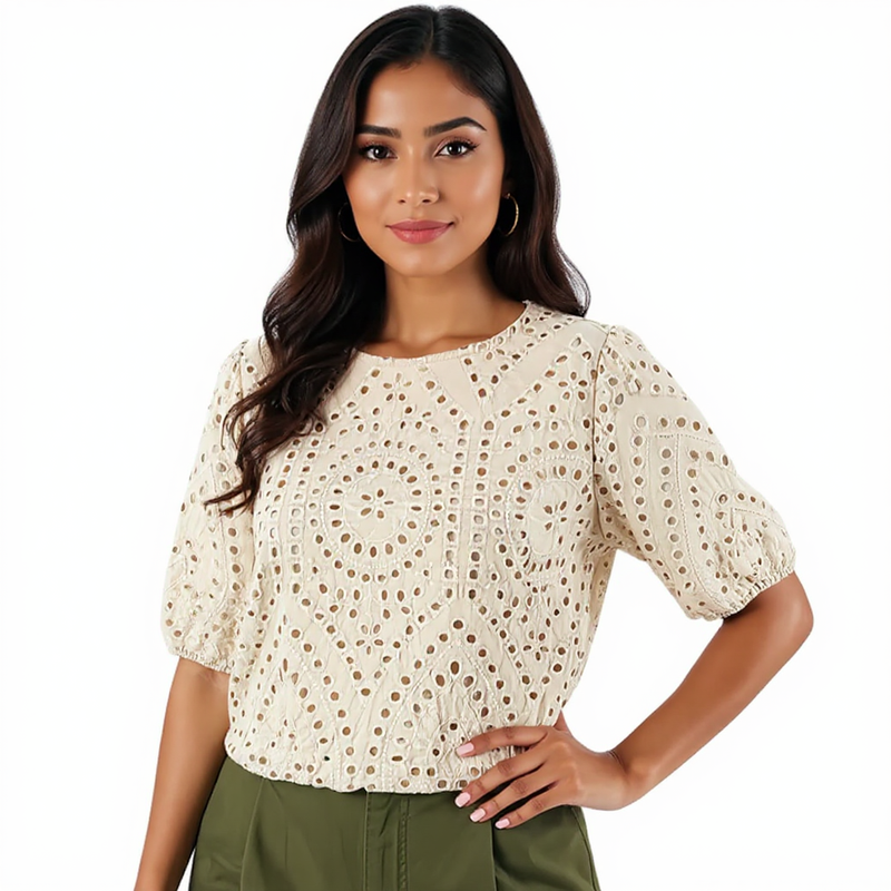 Urban Romantics Tan Eyelet Pre-Owned Ladies Top - Size Medium