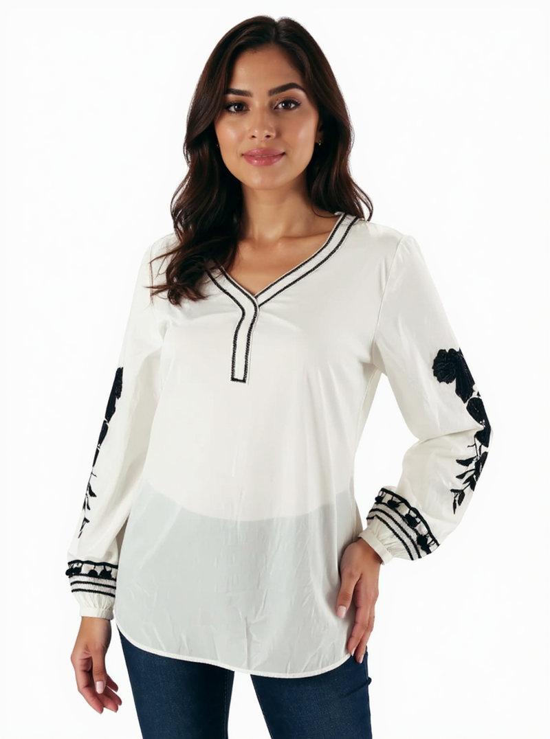 Chico's White/Navy Solid Pre-Owned Ladies Top - Size Small