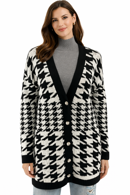Talbots White/Black Houndstooth Pre-Owned Ladies Shrug - Size Medium