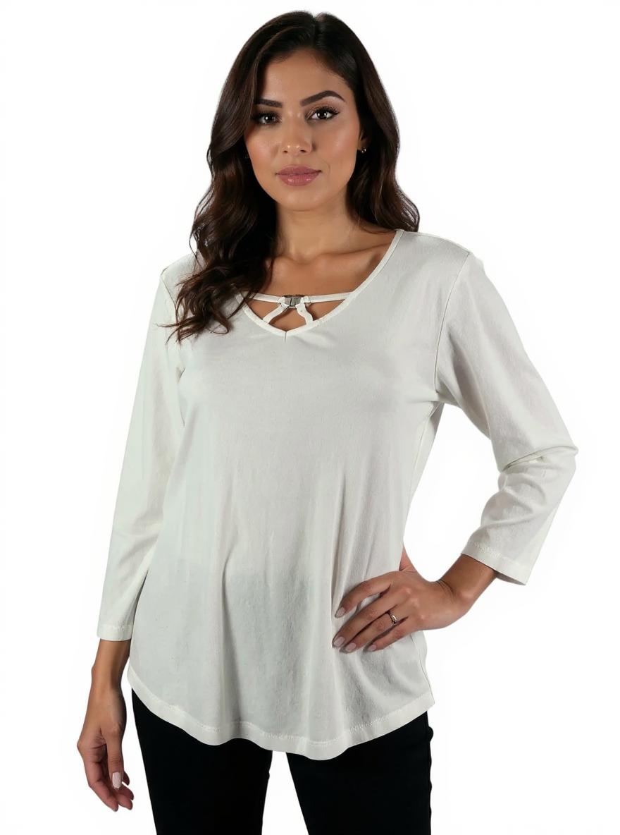 White solid Karen Scott ladies top in size medium, featuring a casual A-line design and minimalist style.