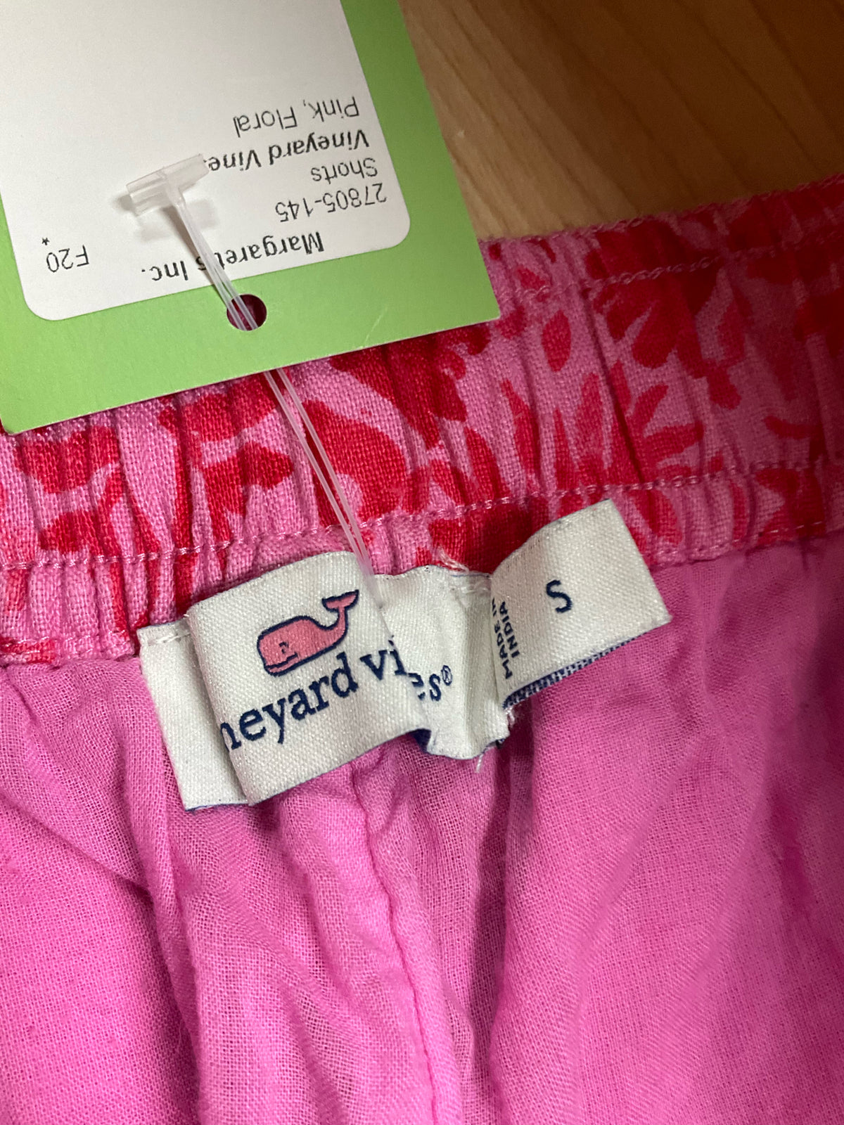 Vineyard Vines Pink Floral Chino Shorts Size Small | Preppy Coastal Style - ONLINE ONLY
