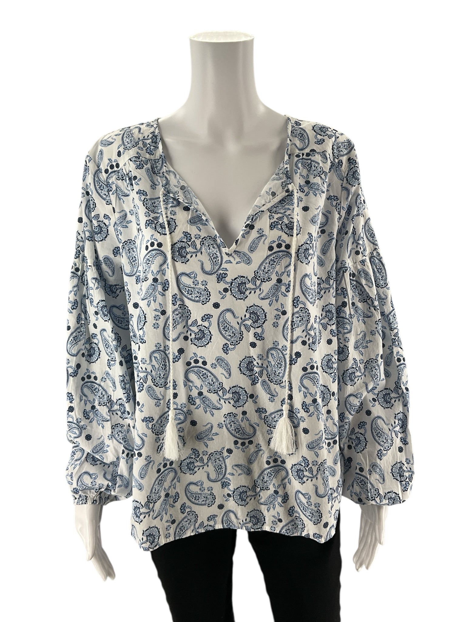Lucky - White/Blue Paisley Pre-Owned Ladies Casual Top - Size Medium
