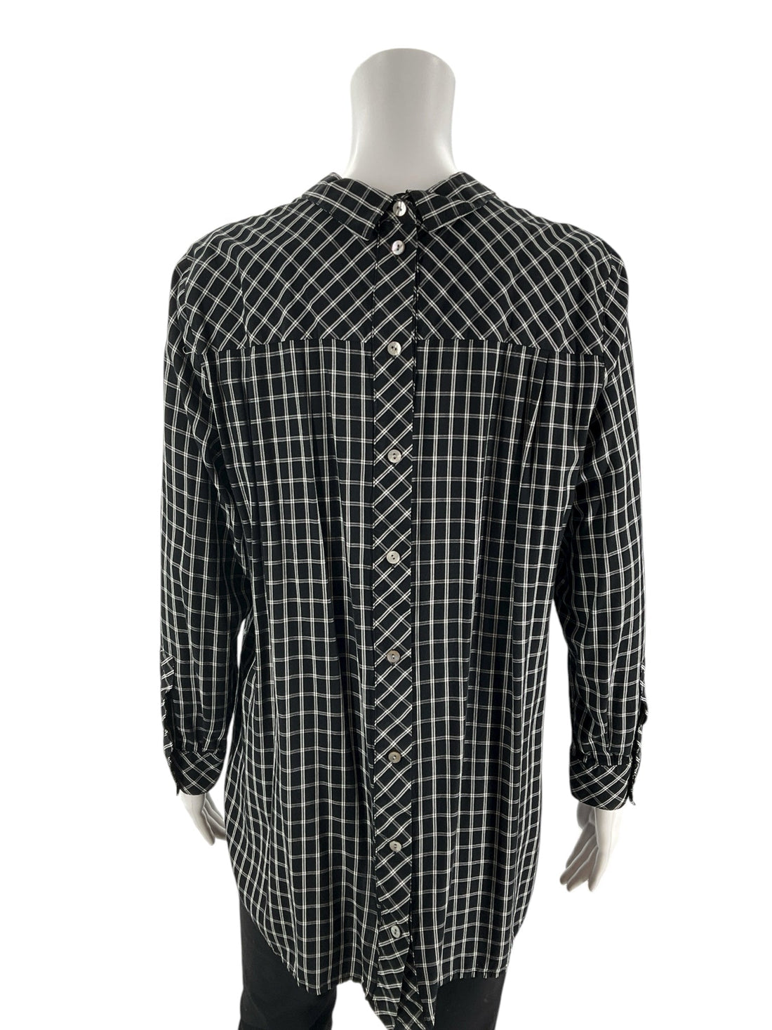 J Jill Black/White Print Pre-Owned Ladies Top -Size Medium - Margaret’s Fine Consignment