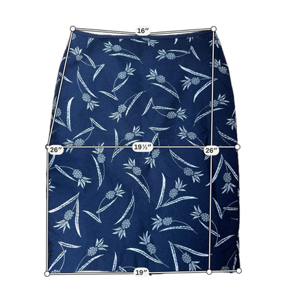Ann Taylor navy/white Skirt Size 10 navy/white Floral Pre-Owned Ladies Skirt - Size 10
