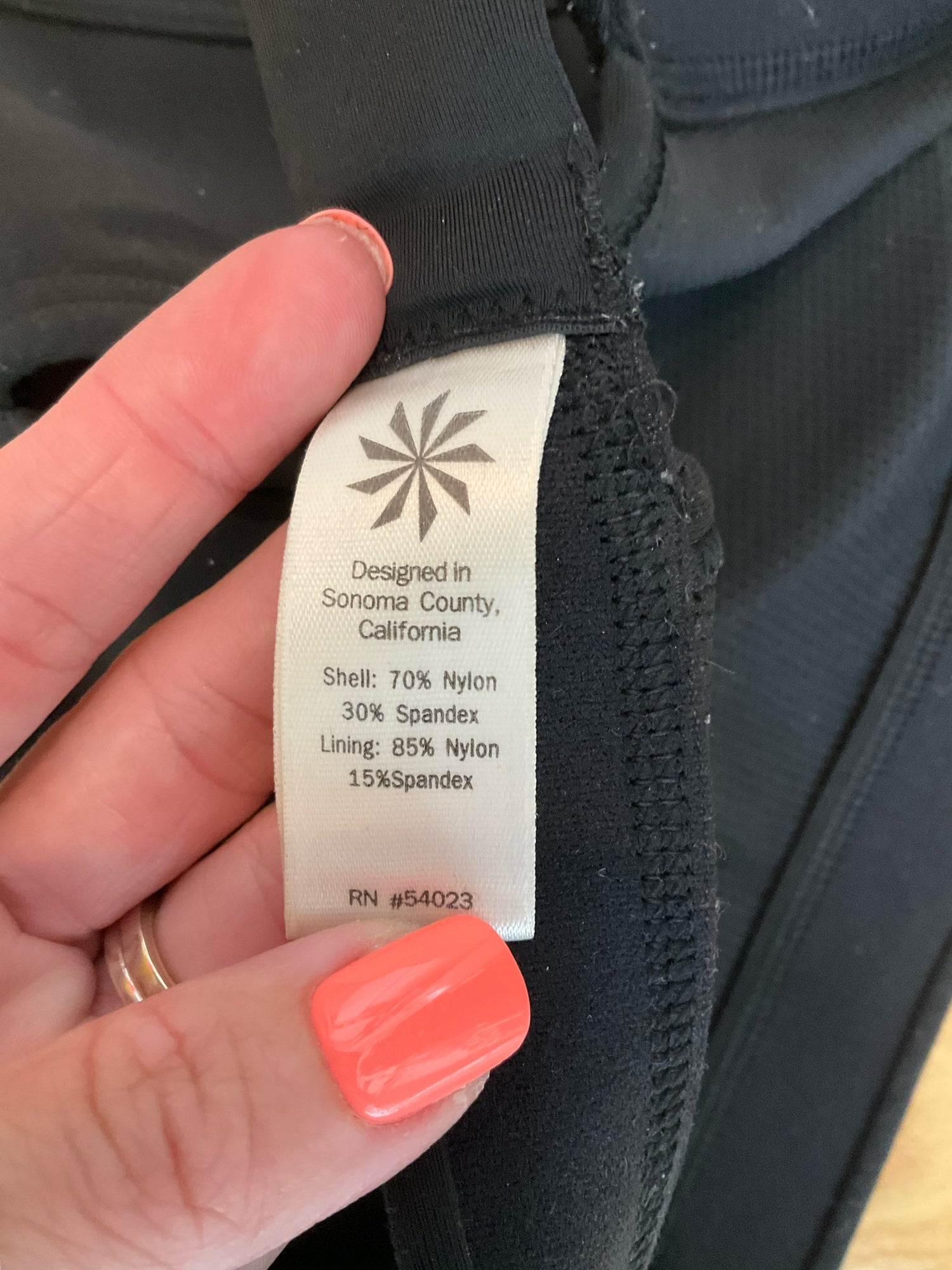 Athleta Glory 2.0 Racerback Cutout Sports Bra Black Size Small