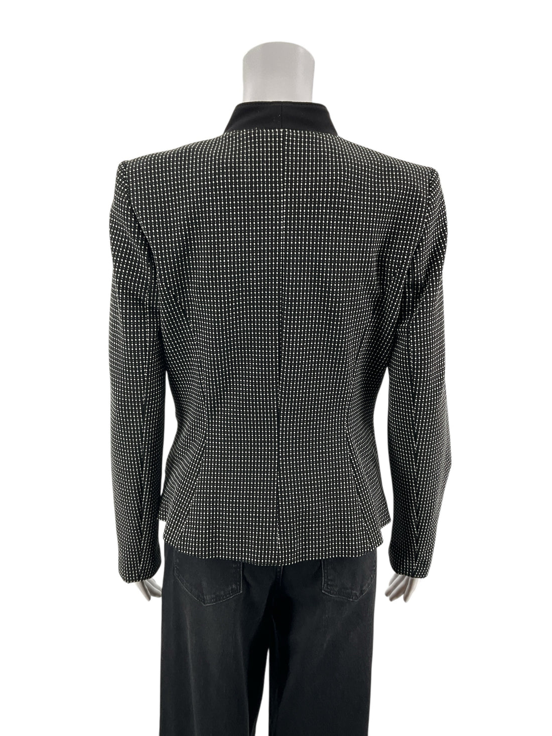 White House Black Market Black/White Print Pre-Owned Ladies Jacket -Size 8 - Margaret’s Fine Consignment