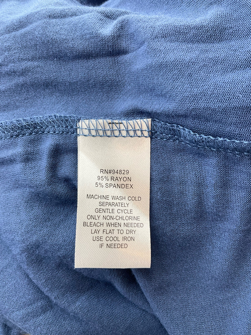 Fabric care label of Derek Heart Blue Solid Dress - Size Large showing 95% rayon and 5% spandex blend with washing instructions.